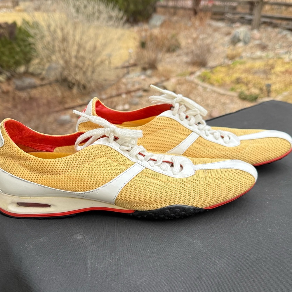 Cole Haan NikeAir Women's Mesh Sneakers Driving Shoes Yellow and White Size 8.5